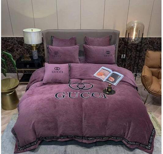Gia Fleece Bedding Purple