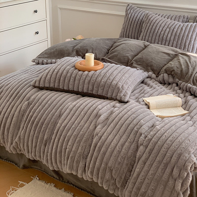 Adore’s Fluffy Bedding Set